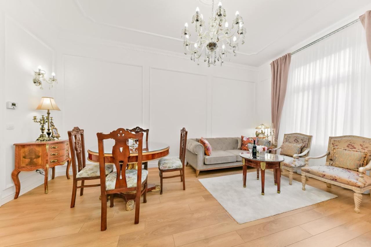 Luxury Class Apartment - 1St Floor, Large Apartment, Downtown, Newly Renovated, Fast Wifi, 4X Air Conditioning Zagabria Esterno foto