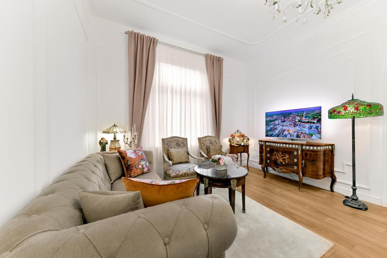 Luxury Class Apartment - 1St Floor, Large Apartment, Downtown, Newly Renovated, Fast Wifi, 4X Air Conditioning Zagabria Esterno foto