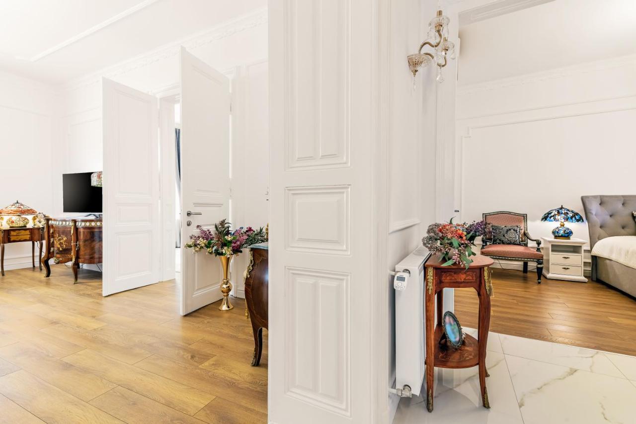 Luxury Class Apartment - 1St Floor, Large Apartment, Downtown, Newly Renovated, Fast Wifi, 4X Air Conditioning Zagabria Esterno foto